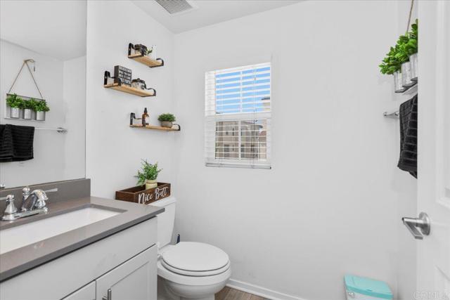 1251 Paseo Sea Breeze, San Diego CA: https://media.crmls.org/mediaz/0adb2a52-37dd-4346-96e8-b522e19998e9.jpg