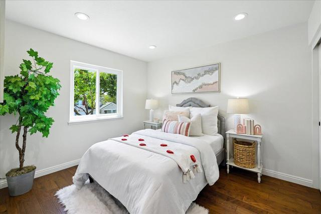 4266 Verdigris Circle, San Jose CA: https://media.crmls.org/mediaz/0adc3a0f-e309-4460-8ec7-c9490416b6f5.jpg