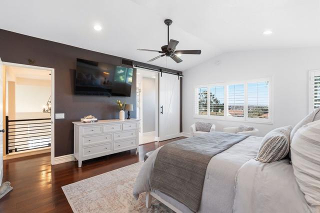 1842 Avenida Mimosa, Encinitas CA: https://media.crmls.org/mediaz/0adcd1a2-8adc-43ba-9fc9-cafc008d5e21.jpg
