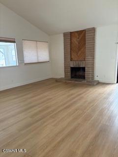1917 Galway Lane, Newbury Park CA: https://media.crmls.org/mediaz/0adf0488-54c9-4880-88f2-35fcc2a674d2.jpg