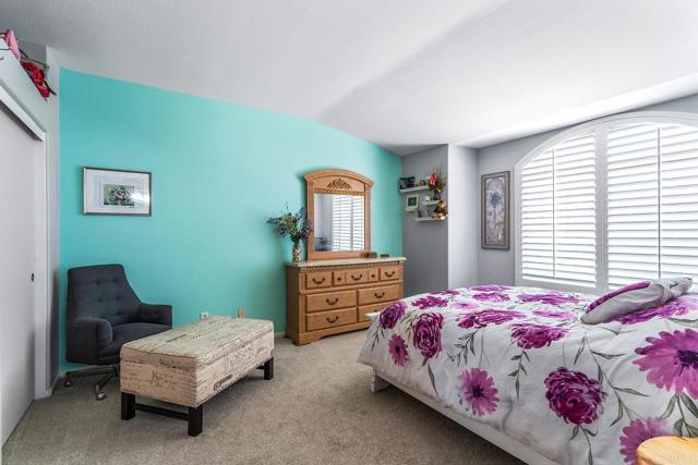 4610 Los Alamos Way, Oceanside CA: https://media.crmls.org/mediaz/0adf92ef-ca36-4528-922b-14102873e458.jpg