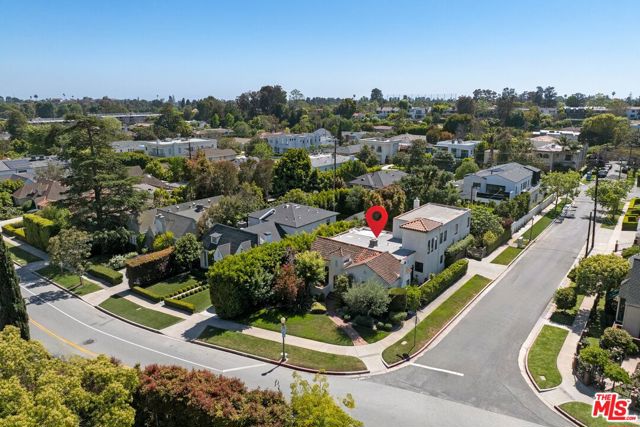 403 S Bundy Drive, Los Angeles CA: https://media.crmls.org/mediaz/0ae00066-edb2-4577-8823-0ad2b59e21e8.jpg