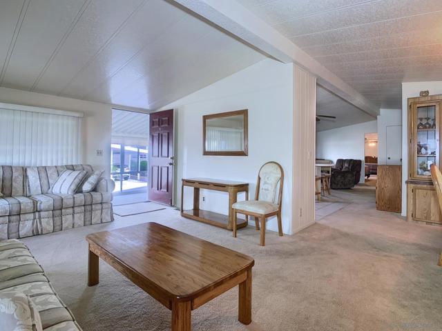 1930 San Marcos Blvd #127, San Marcos, California 92078, 2 Bedrooms Bedrooms, ,2 BathroomsBathrooms,Residential,For Sale,San Marcos Blvd #127,250041309SD