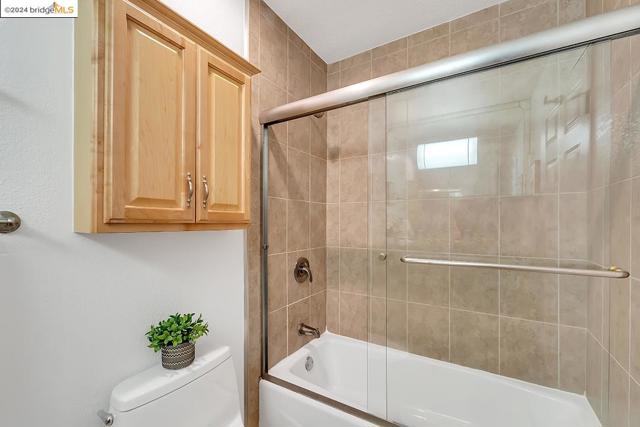 Image 14 of 31 For 77 Fairmount Ave  317