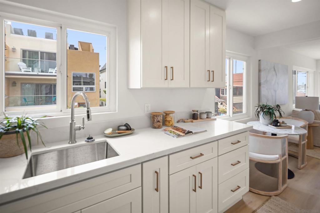 MLS #250037673SD image #10