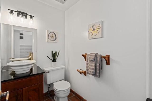 224 Shearwater, Foster City CA: https://media.crmls.org/mediaz/0ae1e9e9-2255-41eb-b466-0aa4f7d78e39.jpg