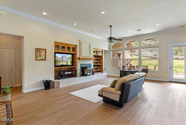 Detail Gallery Image 12 of 56 For 26450 Cumberland Rd, Tehachapi,  CA 93561 - 3 Beds | 2/1 Baths