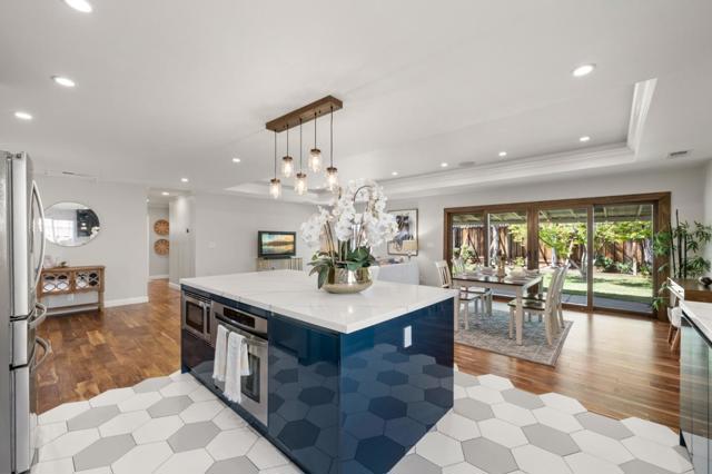 2733 Scottsdale Drive, San Jose CA: https://media.crmls.org/mediaz/0ae37371-2dd9-42a2-9f21-38e67d9f7b44.jpg