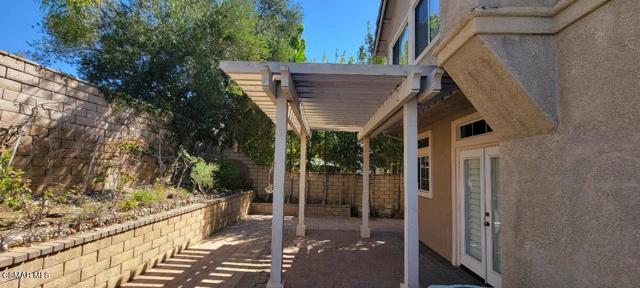 2669 Dorado Court, Thousand Oaks CA: https://media.crmls.org/mediaz/0ae3efd6-a0a3-4a74-8b4b-35acbf2c3b4e.jpg