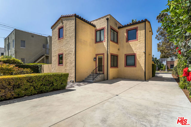 122 Harper Avenue, Los Angeles, California 90048, ,Multi-Family,For Sale,Harper,24432915