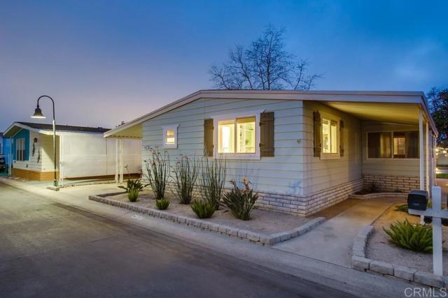 276 N El Camino Real, Oceanside CA: https://media.crmls.org/mediaz/0ae45458-27af-4da2-a6fb-b44e18f2a184.jpg