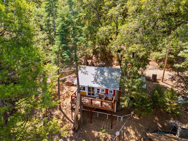 Detail Gallery Image 3 of 39 For 33556 Fern Trl, Palomar Mountain,  CA 92060 - 2 Beds | 2 Baths