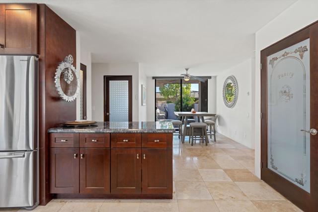 12 Whittier Court, Rancho Mirage CA: https://media.crmls.org/mediaz/0ae4ca89-33cf-420b-966a-78a6ddd9c0f1.jpg