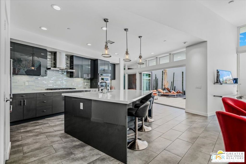 MLS #25563805PS image #14