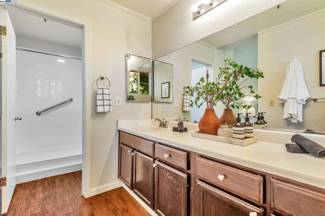 929 E El Camino Real, Sunnyvale CA: https://media.crmls.org/mediaz/0ae5185d-67d6-4b2a-9ce1-3d683cb7df2e.jpg