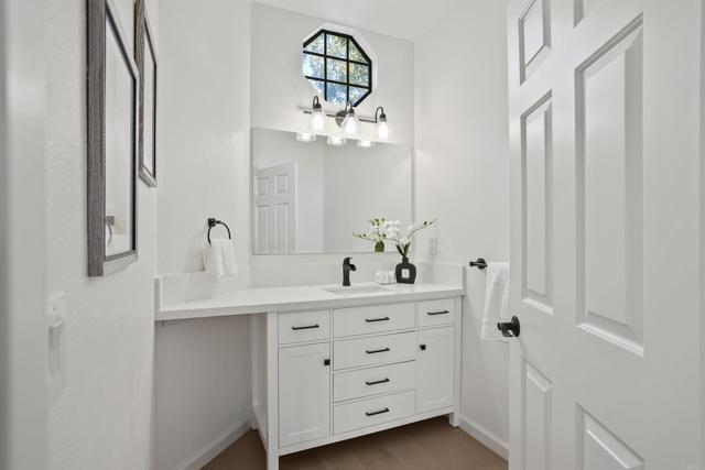 Detail Gallery Image 22 of 40 For 1240 Ladera Linda, Del Mar,  CA 92014 - 3 Beds | 2/1 Baths