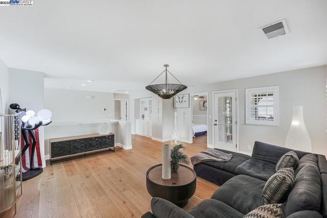 2744 Redbridge Rd, Tracy CA: https://media.crmls.org/mediaz/0ae6876d-c5cd-4e29-b0b4-da0379640d84.jpg