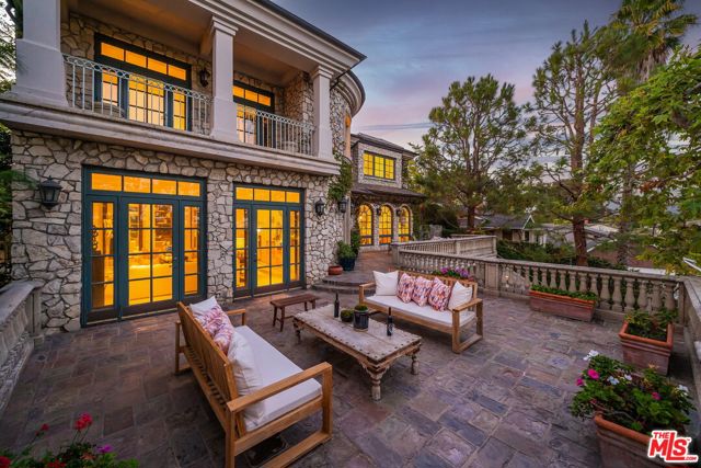 1315 Sunset Avenue photo 4
