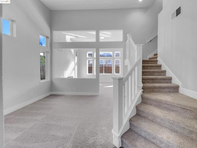 1176 Shadowcliff Ct, Brentwood CA: https://media.crmls.org/mediaz/0ae7391c-4191-4c34-9642-d3424947f296.jpg