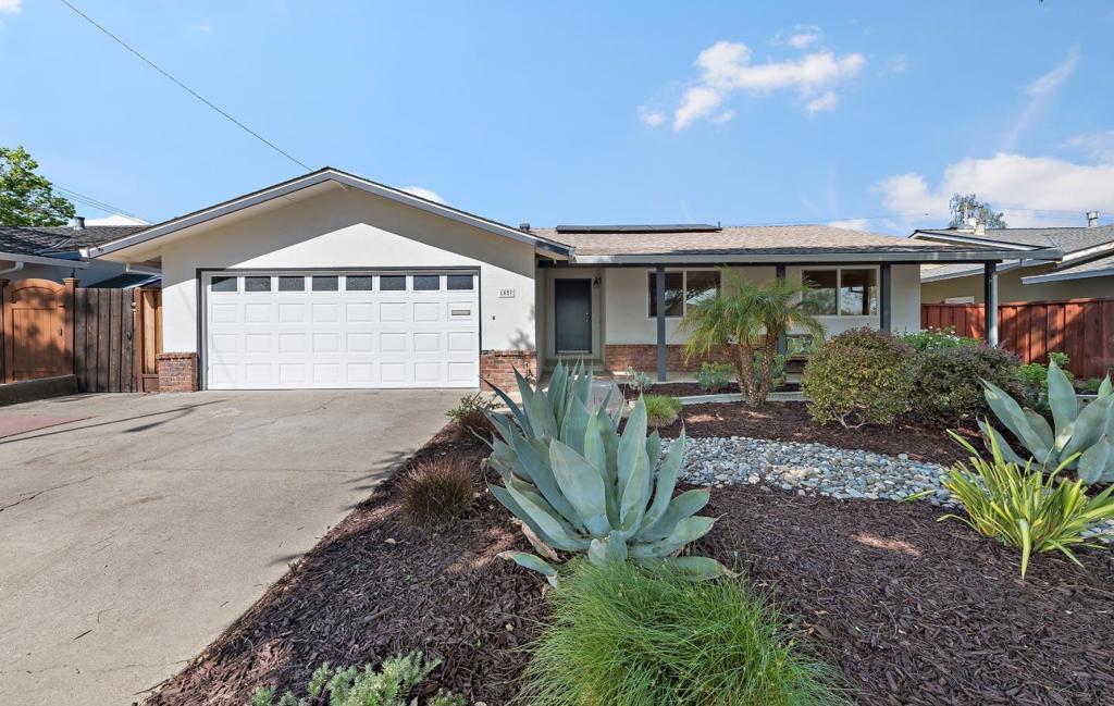 1527 Fields Drive