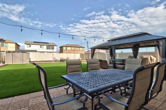 32932 Gelder Cir, Menifee CA: https://media.crmls.org/mediaz/0ae90296-09eb-4385-8016-15f7b4cae43a.jpg