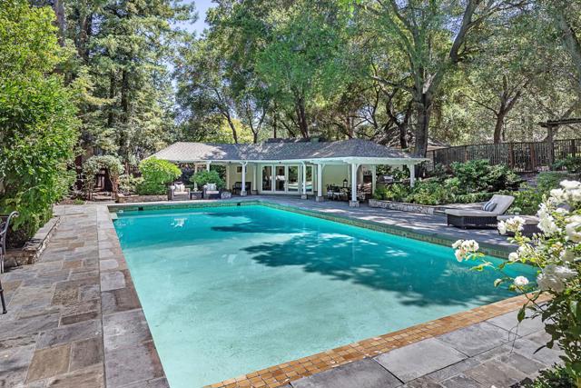 12791 Normandy Lane, Los Altos Hills CA: https://media.crmls.org/mediaz/0ae96bef-b822-4f38-927b-8e23bc12122e.jpg