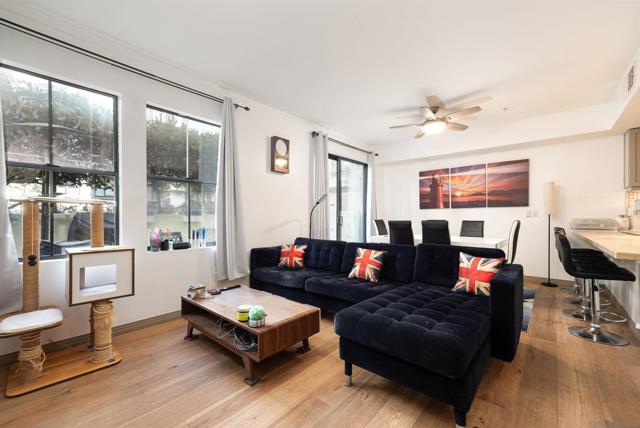 1750 Kettner Blvd, San Diego CA: https://media.crmls.org/mediaz/0aeb4ea1-4150-4a5d-8d44-9e7089edfc41.jpg