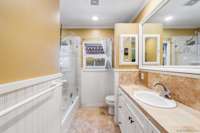 6677 W 88th St, Los Angeles CA: https://media.crmls.org/mediaz/0aebfaa8-7c4c-422a-ba90-694b78a8e447.jpg