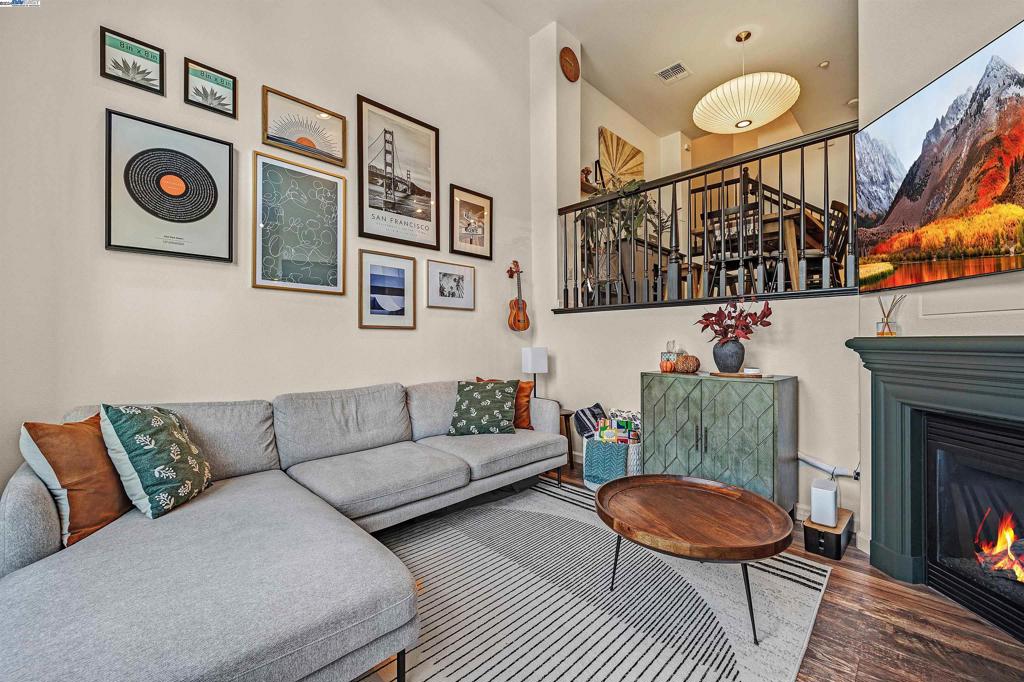 3360 Maguire Way #128