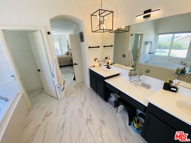 64025 Dolomite Court, Desert Hot Springs CA: https://media.crmls.org/mediaz/0aee2199-e487-41f1-a246-fed7b380574f.jpg