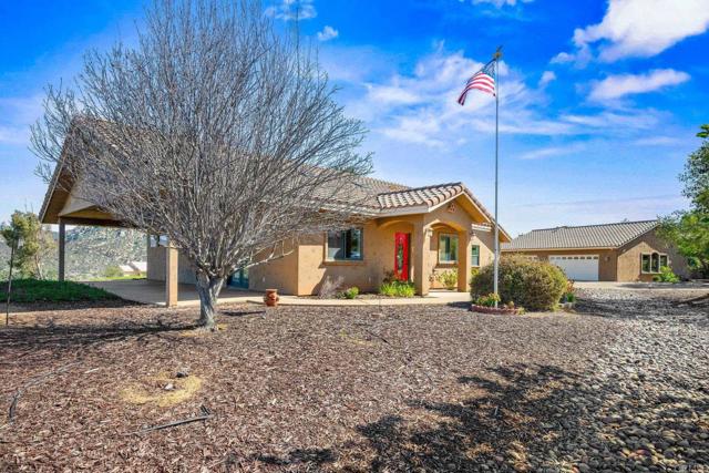 15636 Sage Hill Drive, Ramona CA: https://media.crmls.org/mediaz/0af2ada0-6320-4273-ba73-166c8bce93c0.jpg