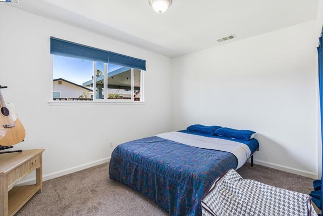 548 Sonoma Ave, Livermore CA: https://media.crmls.org/mediaz/0af2e597-a951-4b2d-b705-dbc90905628d.jpg