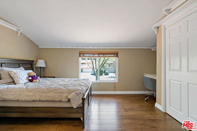 683 Triunfo Canyon Road, Westlake Village CA: https://media.crmls.org/mediaz/0af3673c-018a-4701-a74b-4ae13fbf1289.jpg
