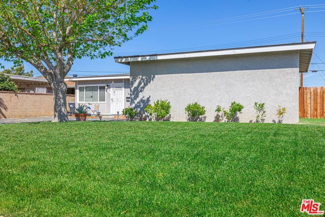 Image 3 for 38915 Foxholm Dr, Palmdale, CA 93551
