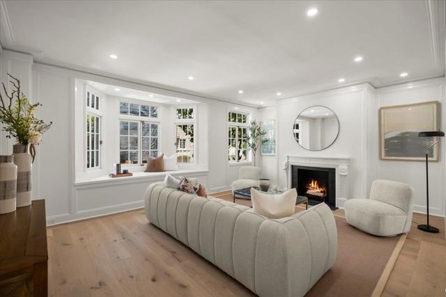2865 Jackson Street, San Francisco CA: https://media.crmls.org/mediaz/0af4f5da-3b2b-4faf-be48-a3524916ad1a.jpg