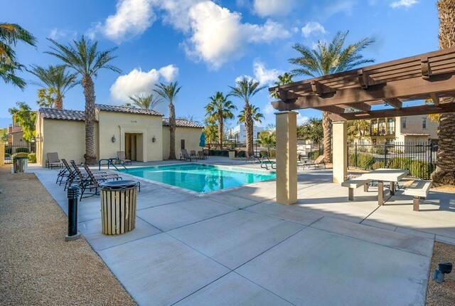 158 Paseo Bravo, Palm Desert CA: https://media.crmls.org/mediaz/0af7c843-4d2c-47e5-8005-2d50c162cea3.jpg