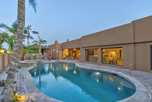 79100 Montego Bay Drive, Bermuda Dunes CA: https://media.crmls.org/mediaz/0af8bcc8-9336-4310-bedc-168d67d1bac3.jpg
