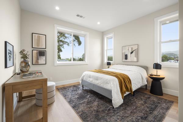 575 Seymour Street, Half Moon Bay CA: https://media.crmls.org/mediaz/0af989a4-5b4a-4be0-9c93-2a6de9513af7.jpg