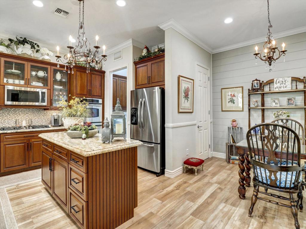 MLS #219133309DA img 10