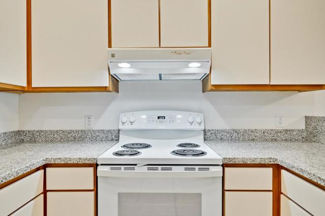 951 S 12th Street, San Jose CA: https://media.crmls.org/mediaz/0afa2c96-ac6a-4b5f-b4a5-54173c6b9b62.jpg
