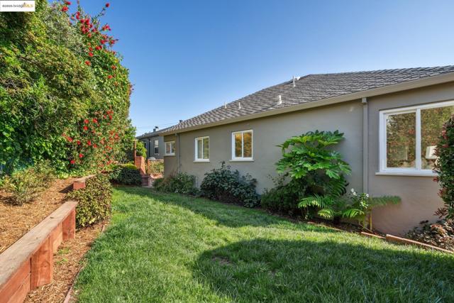 Image 42 of 58 For 2700 Alida St
