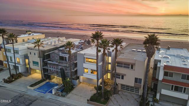 815 Mandalay Beach Road, Oxnard CA: https://media.crmls.org/mediaz/0afb27ef-d597-4c2d-9c6c-bddb9b8f9b2a.jpg