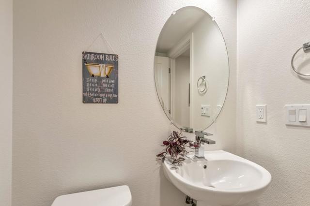 37634 Cape Cod Road, Newark CA: https://media.crmls.org/mediaz/0afbd2b5-f655-4333-ae56-df6c6278677a.jpg