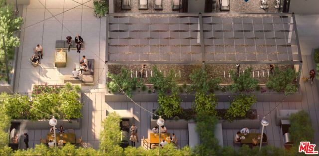 330 W 11th Street, Los Angeles CA: https://media.crmls.org/mediaz/0afc6a64-71cc-4f75-a219-d3fff71fa63e.jpg