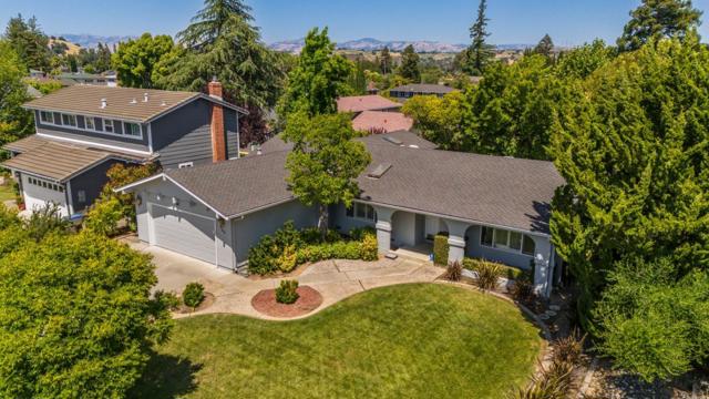 6182 Calle Del Conejo, San Jose CA: https://media.crmls.org/mediaz/0afcb57e-1bae-443c-82ae-ed782d2152fe.jpg