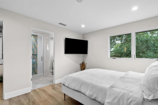 17808 Tourney Road, Los Gatos CA: https://media.crmls.org/mediaz/0afd0395-c000-4d42-b82f-416422cbd745.jpg