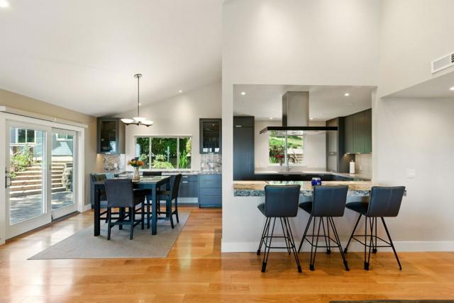 132 Pax Place Court, Aptos CA: https://media.crmls.org/mediaz/0afdaaff-59da-4bb5-9633-86916ab86337.jpg