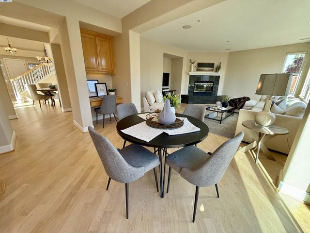 752 Barleta Ln, Livermore CA: https://media.crmls.org/mediaz/0afed91d-191b-4bd2-b98d-af09408ed7ae.jpg