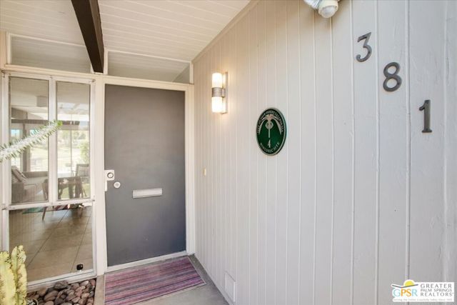 Image 4 of 36 For 381 Sandpiper Street