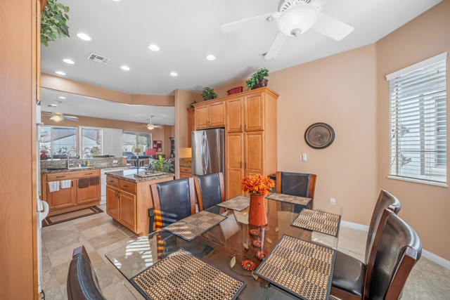 80600 Avenida Santa Carmen, Indio CA: https://media.crmls.org/mediaz/0b00c3c3-6eaa-486a-a8bd-7d658c22cf50.jpg